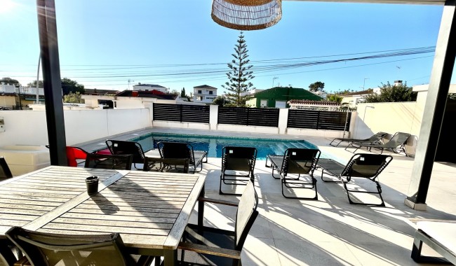 Resale - Villa - Torrevieja - Los Balcones