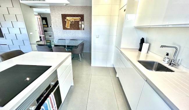Resale - Villa - Torrevieja - Los Balcones
