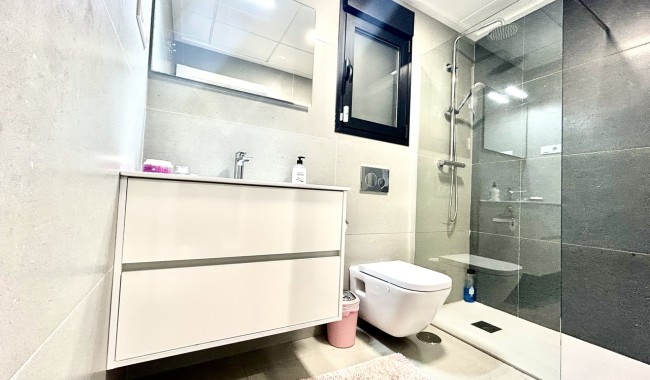 Resale - Villa - Torrevieja - Los Balcones