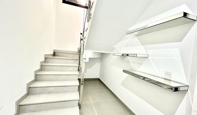 Resale - Villa - Torrevieja - Los Balcones