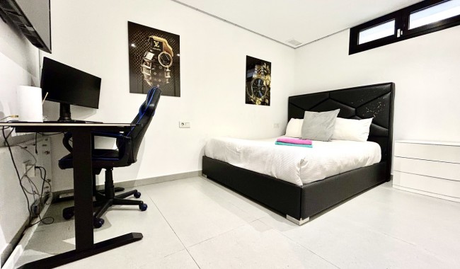 Resale - Villa - Torrevieja - Los Balcones