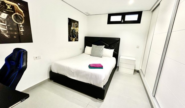 Resale - Villa - Torrevieja - Los Balcones