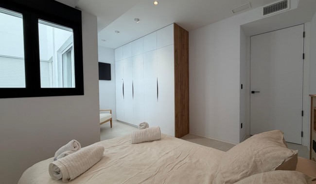 Resale - Apartment - Alicante - Center