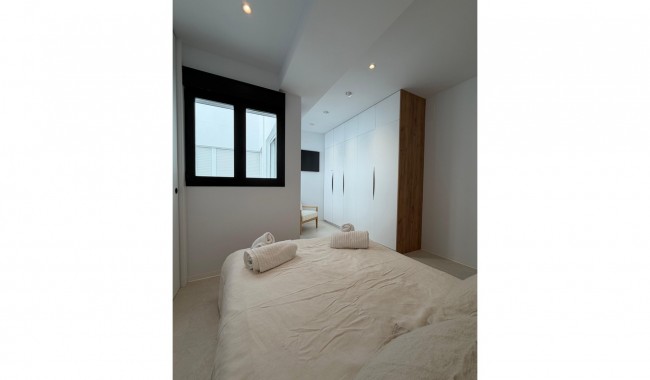 Resale - Apartment - Alicante - Center