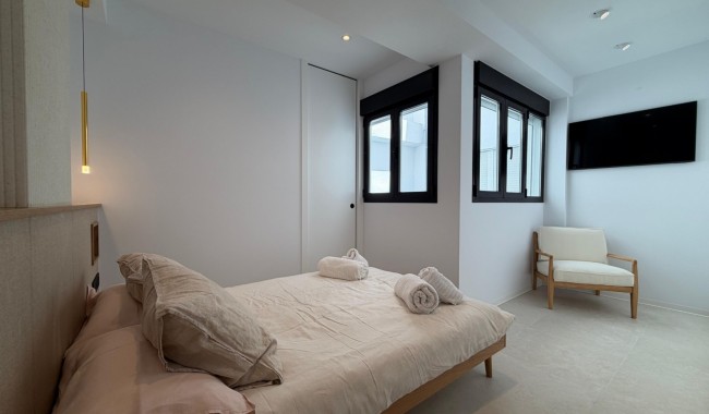 Resale - Apartment - Alicante - Center