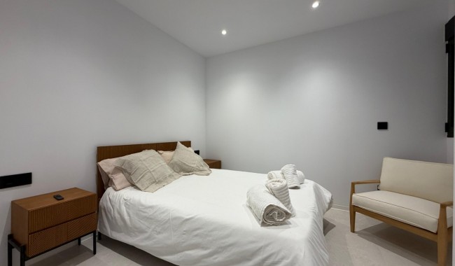 Resale - Apartment - Alicante - Center