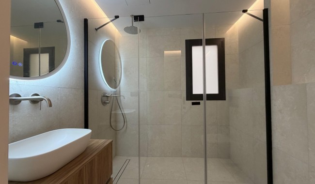 Resale - Apartment - Alicante - Center