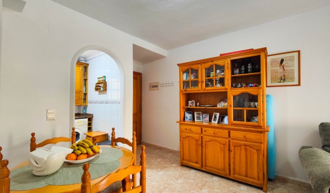 Sprzedaż - Apartament - Torrevieja - Centro