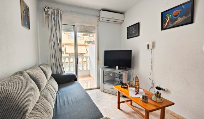 Sprzedaż - Apartament - Torrevieja - Centro