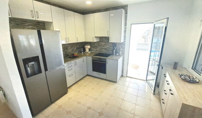 Resale - Villa - San Miguel de Salinas - Blue Lagoon
