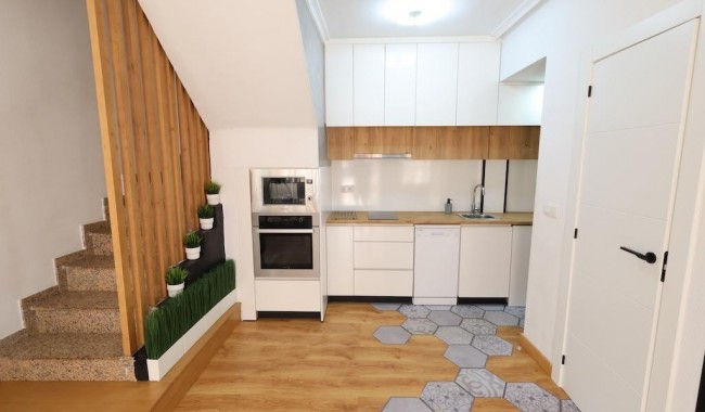 Resale - Apartment - Orihuela Costa - La Zenia