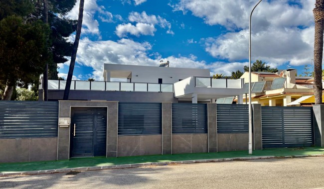 Resale - Villa - Orihuela Costa - Orihuela costa
