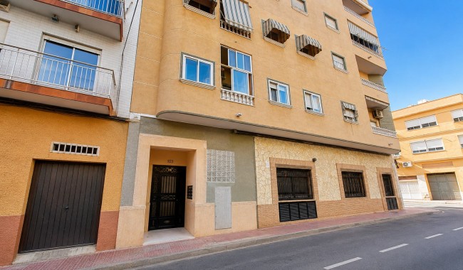 Apartment - Resale - Torrevieja - Torrevieja