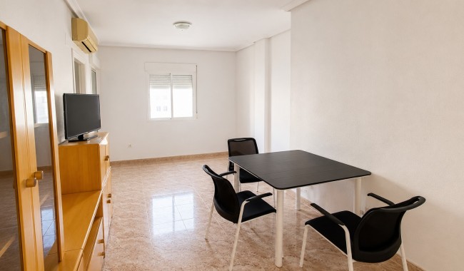 Sprzedaż - Apartament - Torrevieja