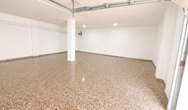 Resale - Villa - El Campello