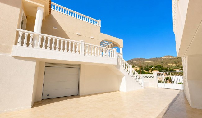 Resale - Villa - El Campello