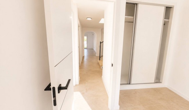 Resale - Villa - El Campello