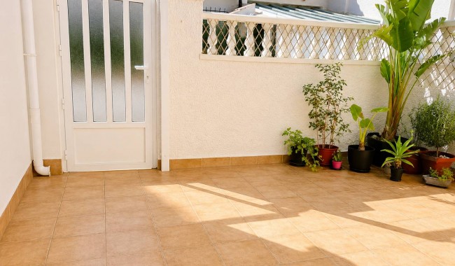 Resale - Townhouse - Torrevieja