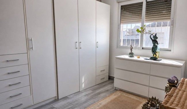 Resale - Townhouse - Torrevieja