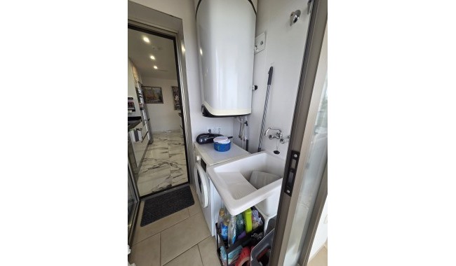 Resale - Apartment - Villamartín