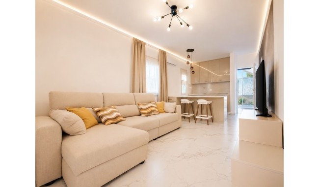Resale - Bungalow - Torrevieja