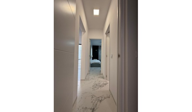 Resale - Bungalow - Torrevieja