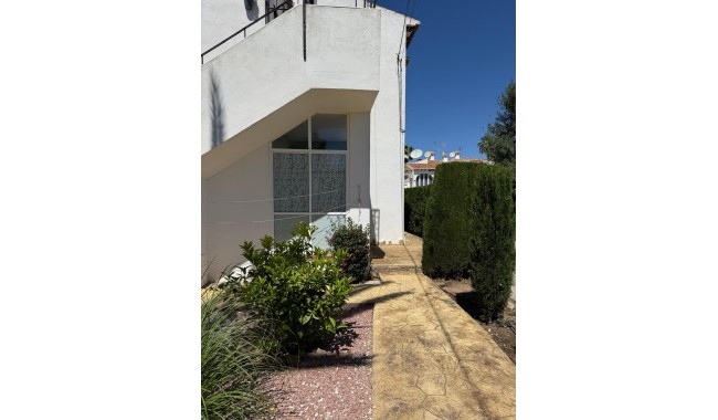 Resale - Bungalow - Torrevieja