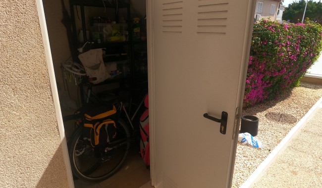 Resale - Apartment - Alicante