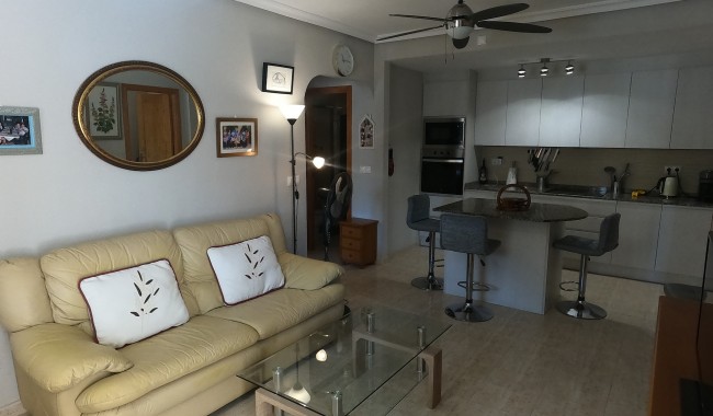 Resale - Apartment - Alicante