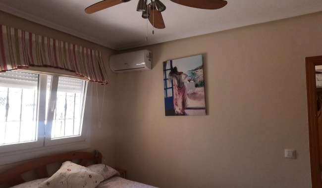 Resale - Apartment - Alicante