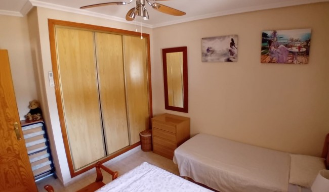 Resale - Apartment - Alicante
