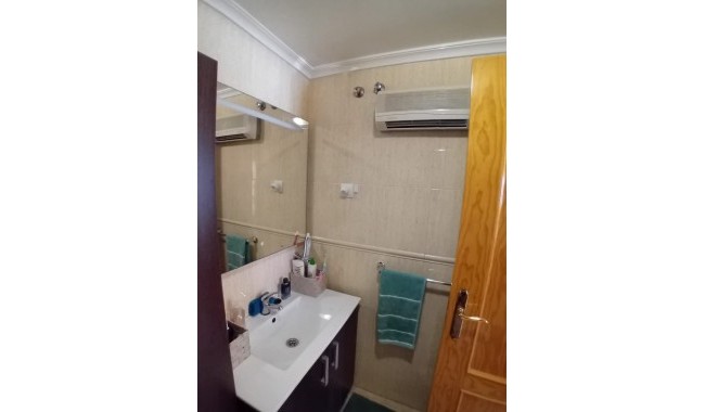 Resale - Apartment - Alicante
