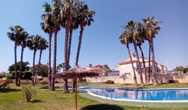 Resale - Apartment - Alicante