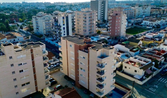 Resale - Apartment - Torrevieja