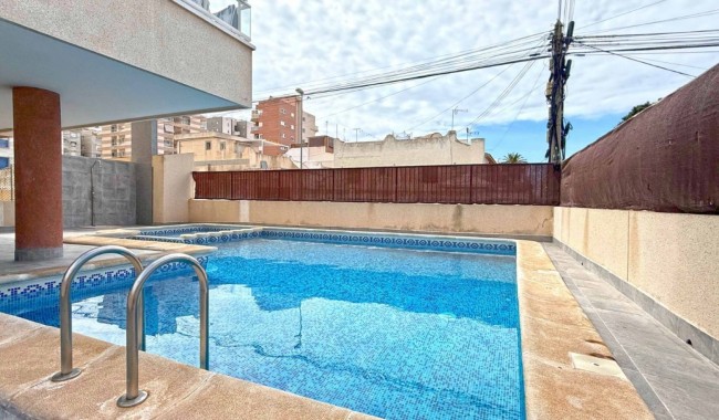 Resale - Apartment - Torrevieja