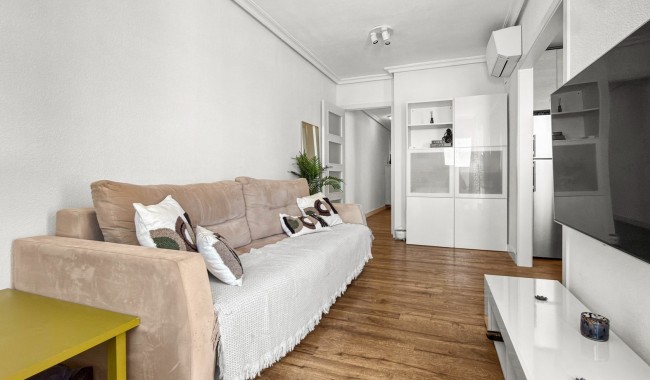 Resale - Apartment - Torrevieja