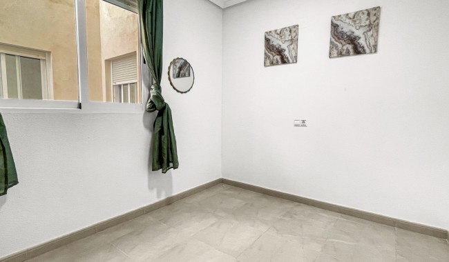 Sprzedaż - Apartament - Torrevieja - El Acequión - Los Náufragos