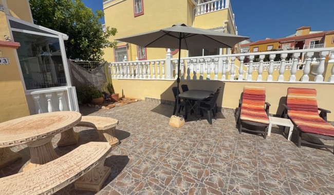Begagnad - Vertikalt delad - Cabo Roig