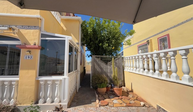 Begagnad - Vertikalt delad - Cabo Roig