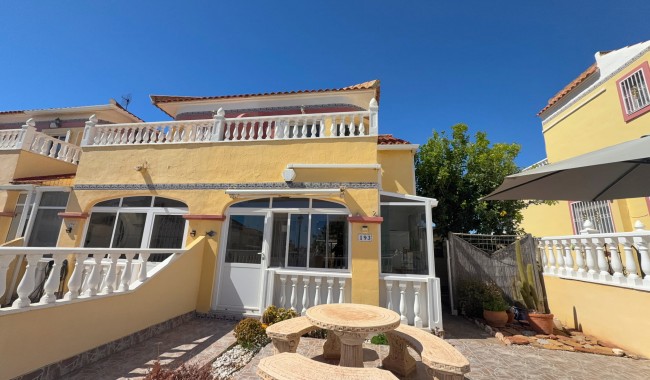 Begagnad - Vertikalt delad - Cabo Roig