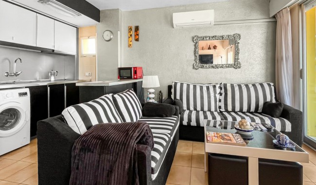 Resale - Apartment - Torrevieja - Mar Azul