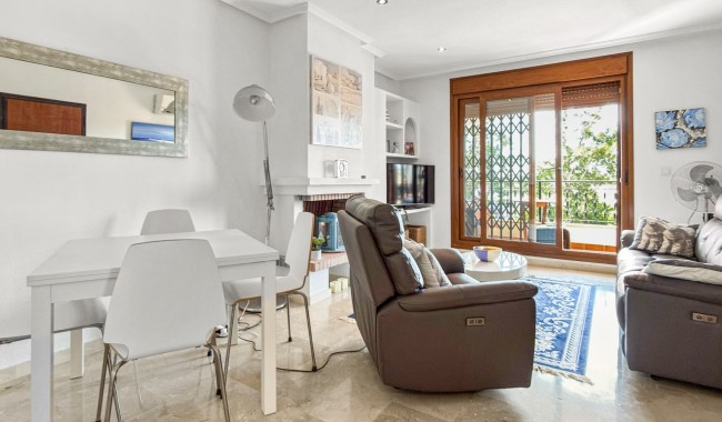 Resale - Apartment - Orihuela Costa - Villamartín