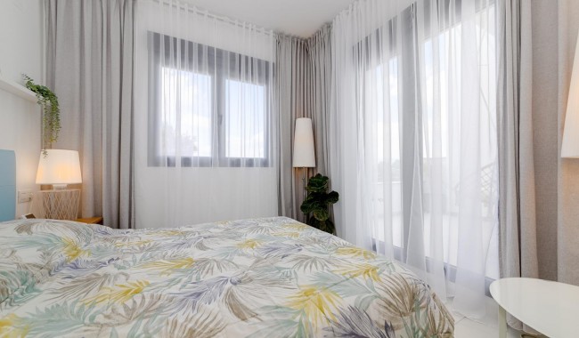Resale - Townhouse - Villamartín - Orihuela costa