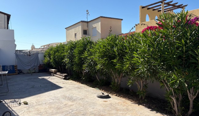 Begagnad - Villa - Torrevieja - Torreta - Florida
