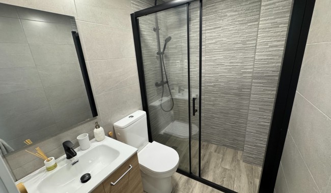 Sprzedaż - Apartament - Guardamar - Pinomar
