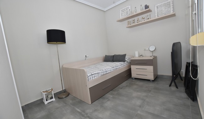 Resale - Villa - Orihuela Costa - Los Dolses