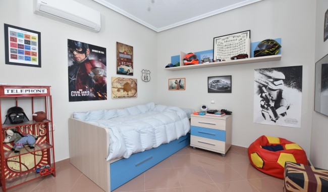 Resale - Villa - Orihuela Costa - Los Dolses