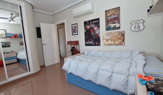 Resale - Villa - Orihuela Costa - Los Dolses