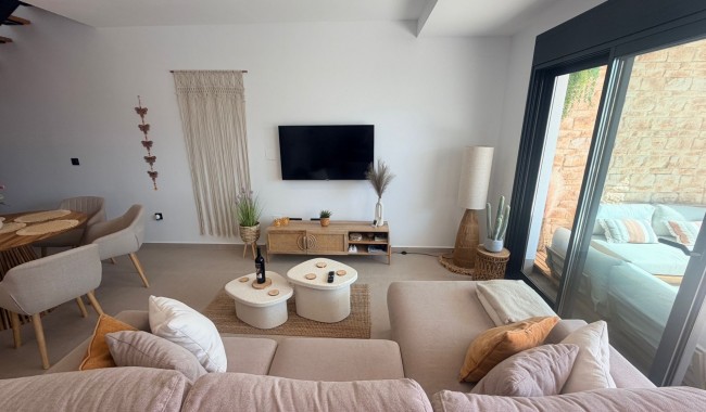 Resale - Villa - Dolores