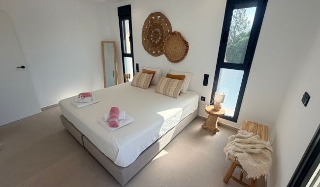 Resale - Villa - Dolores